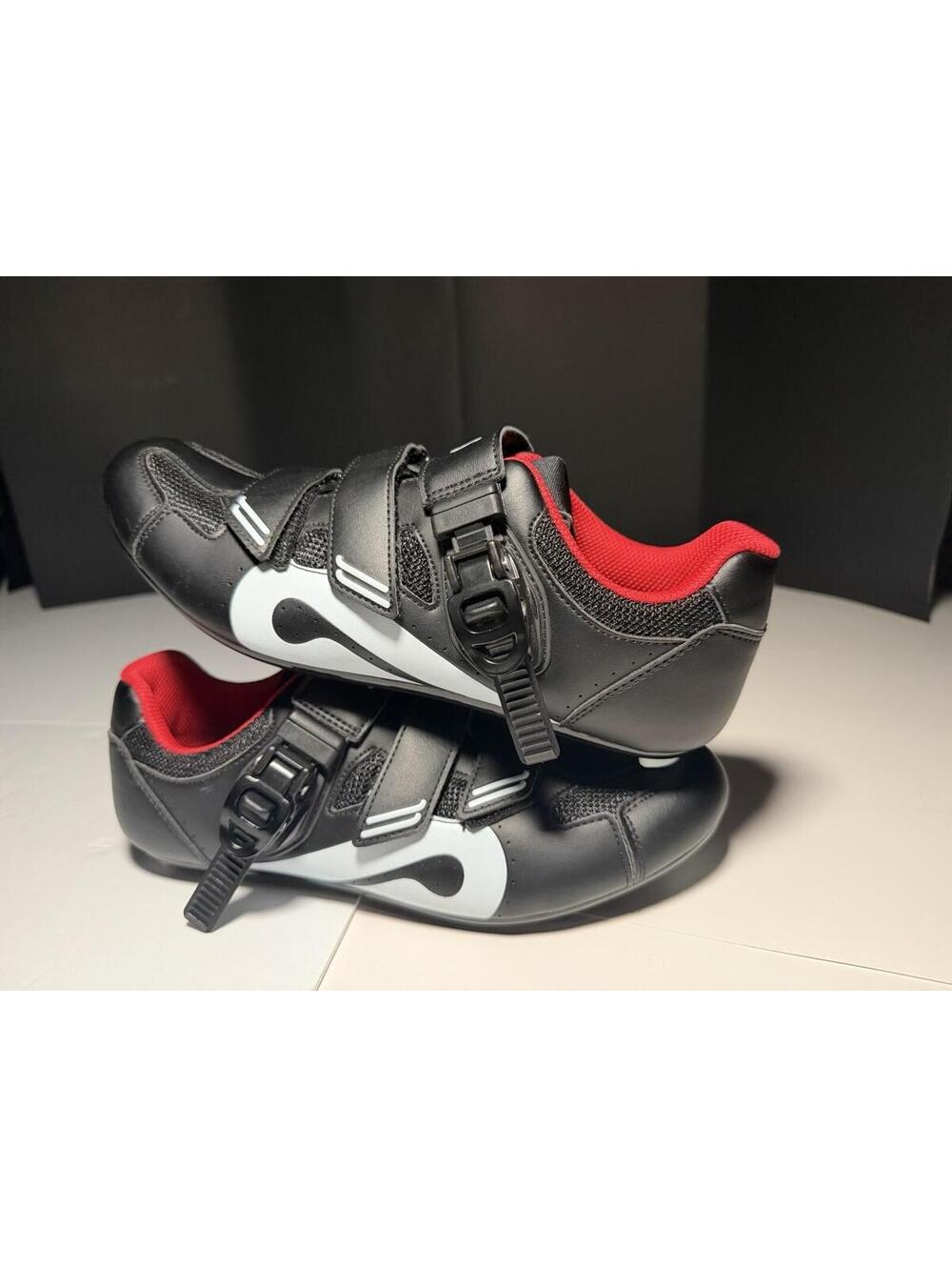 Peloton Cycling Shoes Size 42 Black Red Clip-In Road Bike Shoes 3-Bolt Cleats